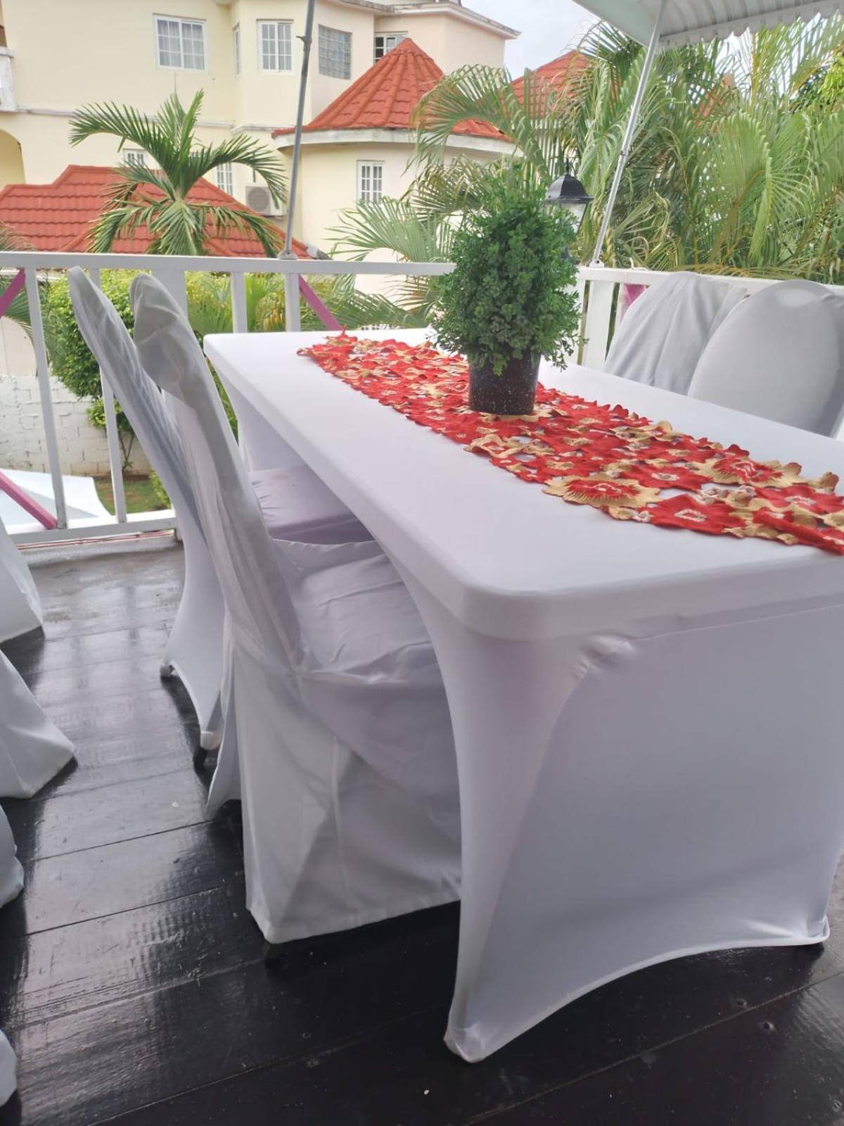 Pink Hibiscus Bed And Breakfast Montego Bay Extérieur photo
